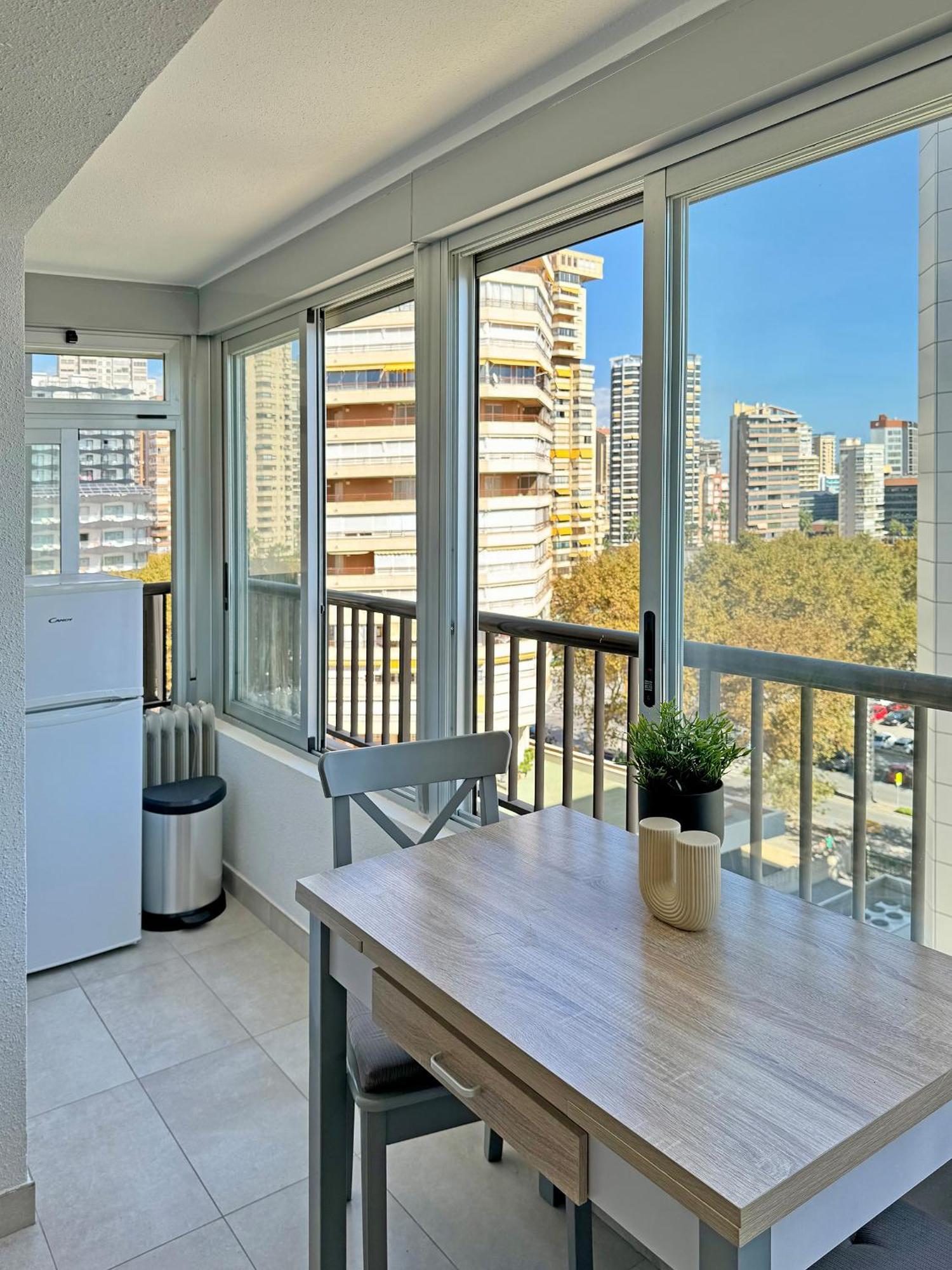 Precioso Estudio Frente La Playa Benidorm Exteriör bild